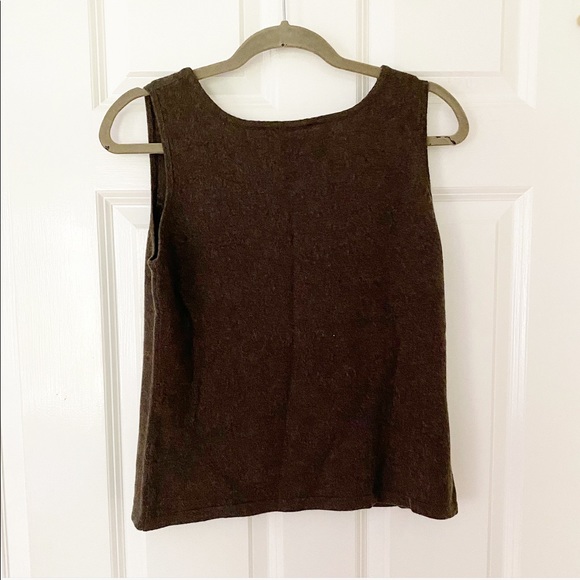 COUNTRY ROAD Cashmere Sleeveless Sweater - Picture 2 of 3